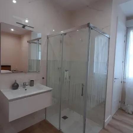 Homestay Guggenheim Center *